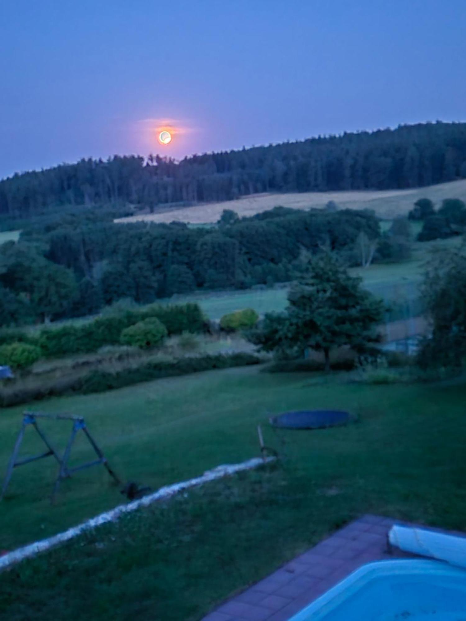 Hotelovy A Jezdecky Areal Dvur Krutenice Exteriör bild